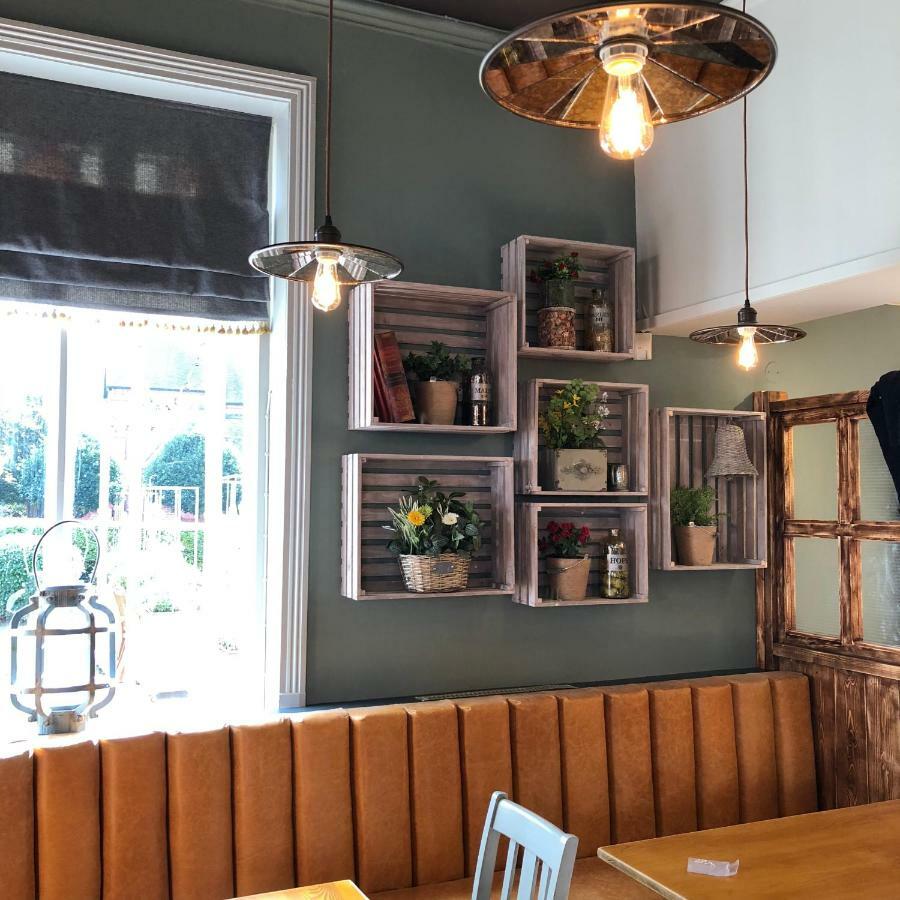 Green Lodge, Wirral By Marston'S Inns 霍伊莱克 外观 照片